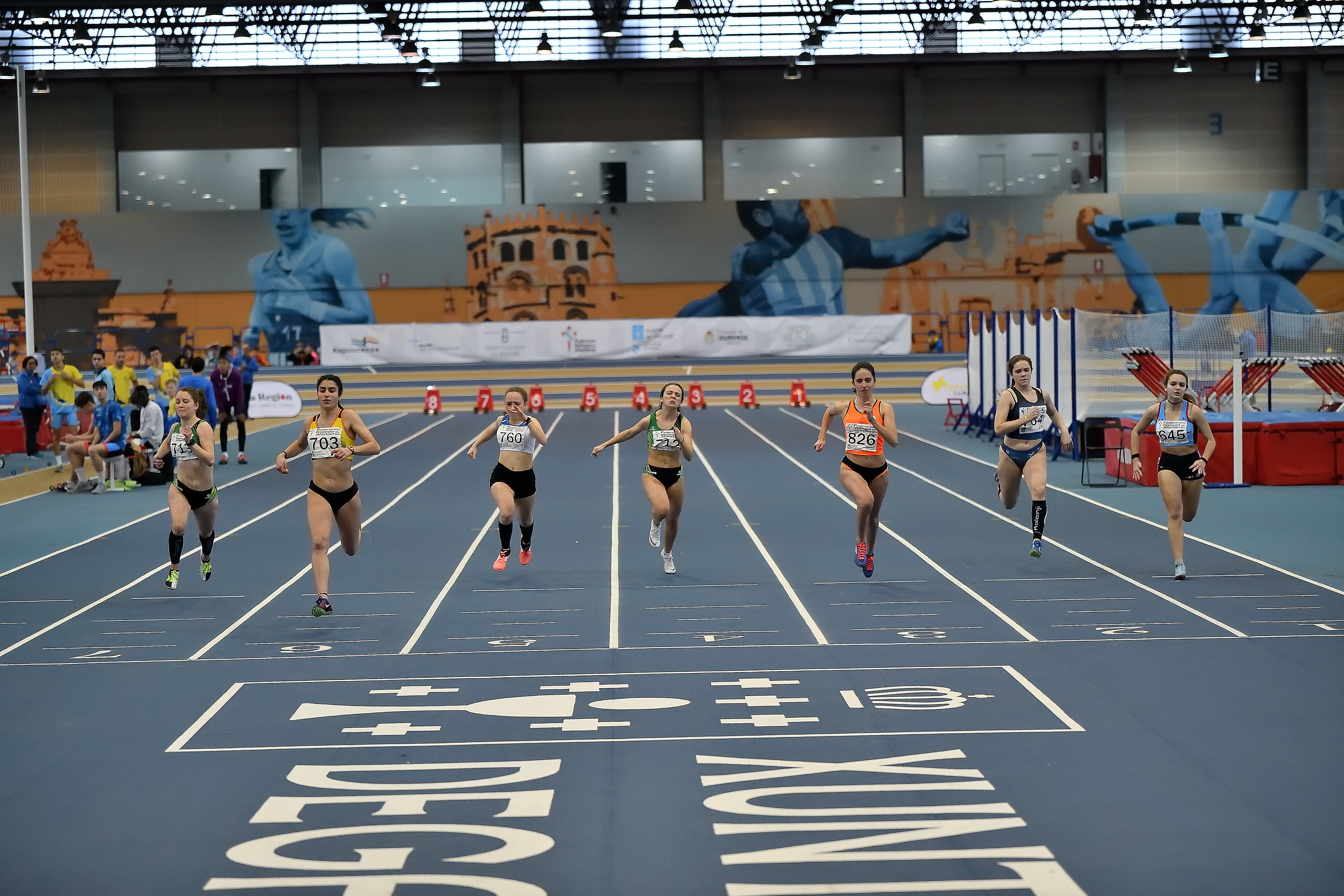 Cara ó nacional Sub18 de pista cuberta