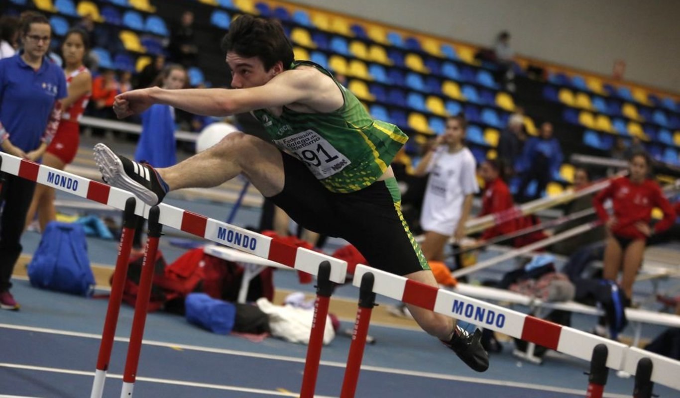Finalmente once atletas viaxarán ao nacional Sub23 de pista cuberta