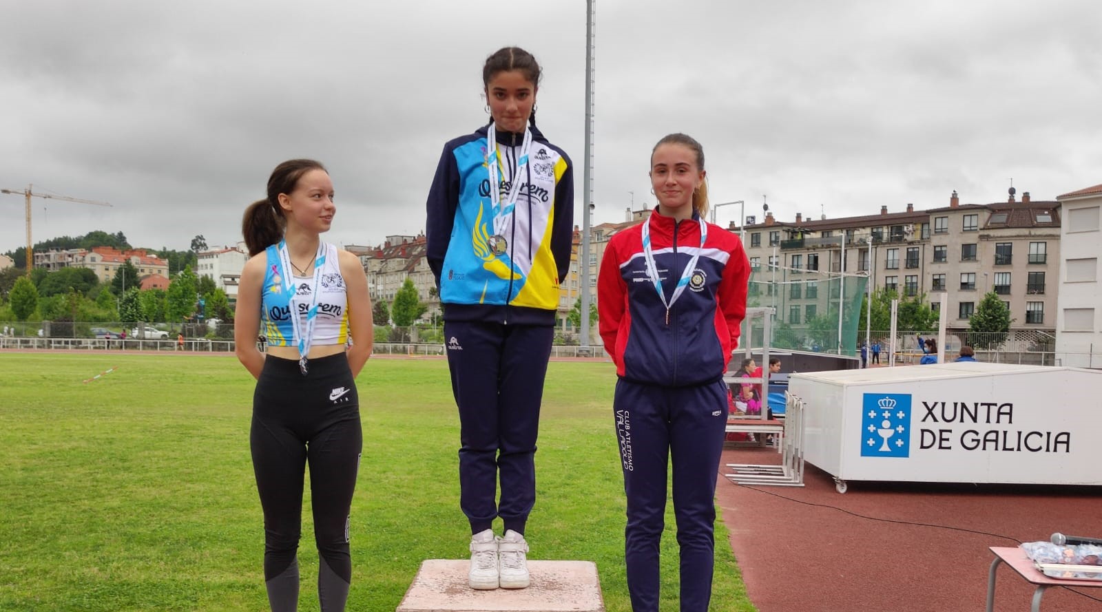 Aldara e Xela lucíronse no Galego Sub18 patrocinado pola Deputación de Pontevedra