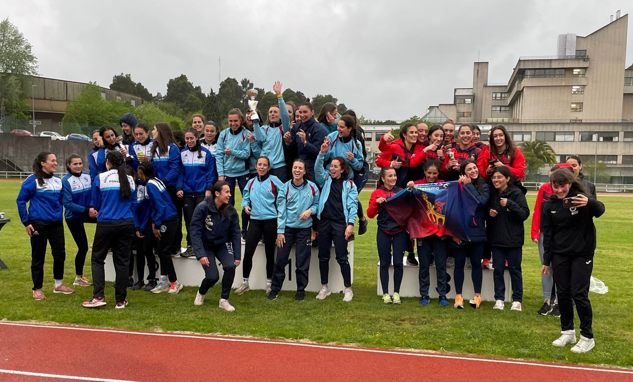 O Campionato Xunta de Galicia de Clubs tivo cor celeste