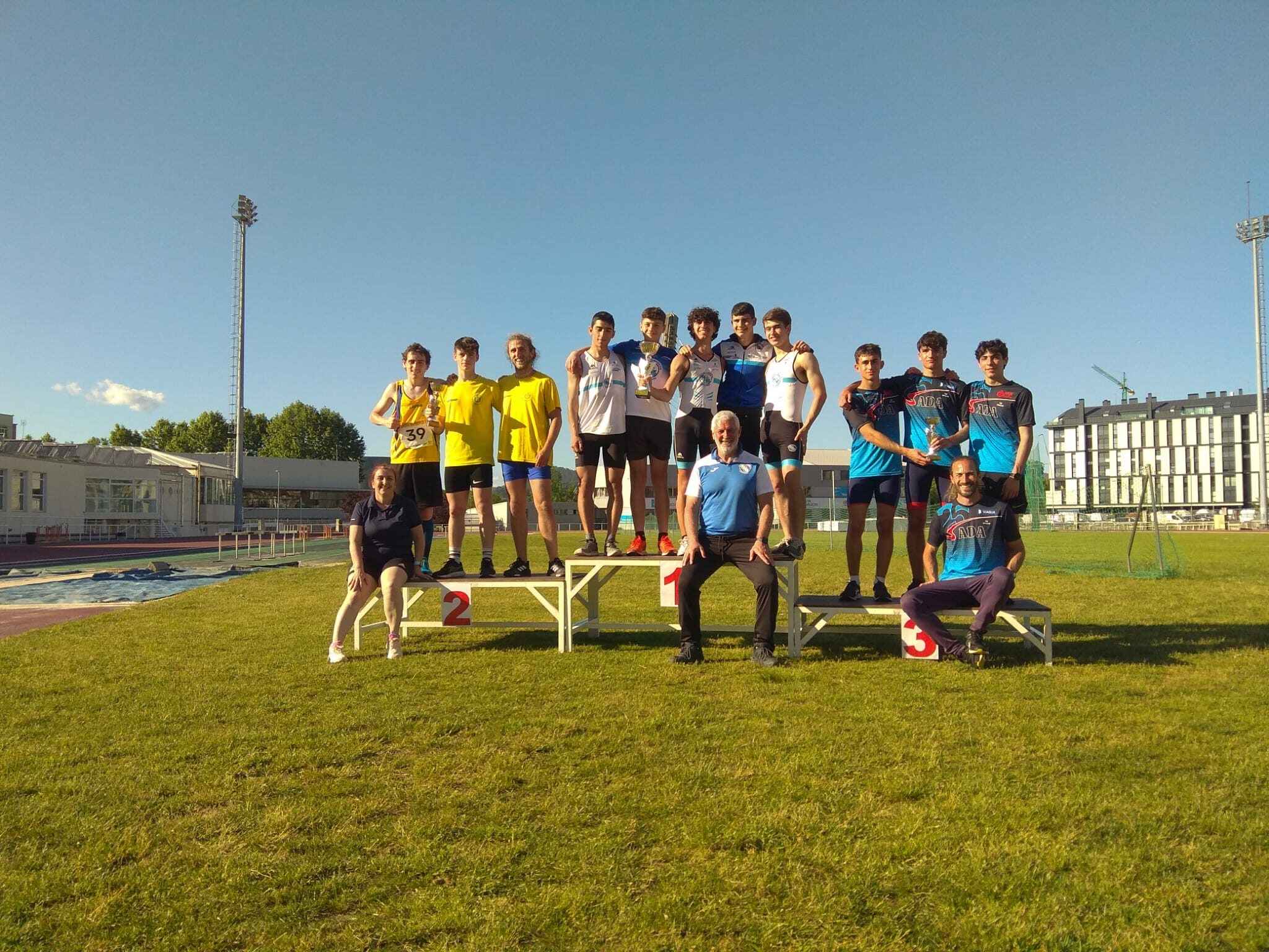 A Gimnástica faise cos títulos galegos de Combinadas