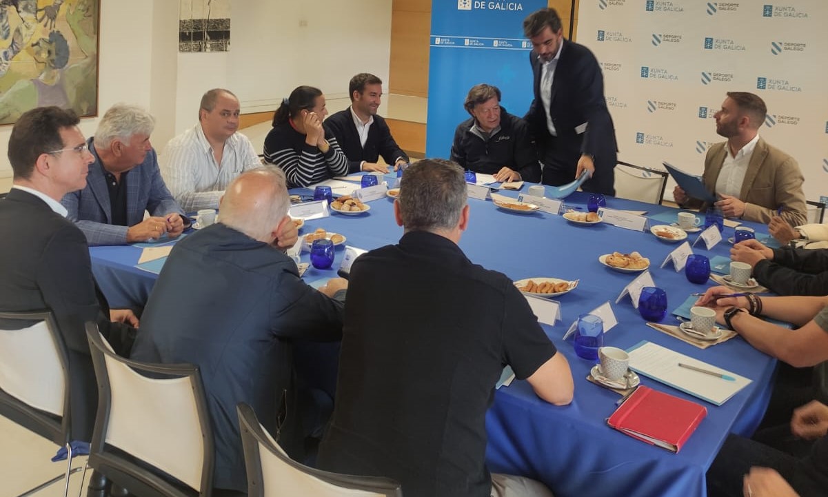 Xuntanza de traballo entre Xunta e Federacións