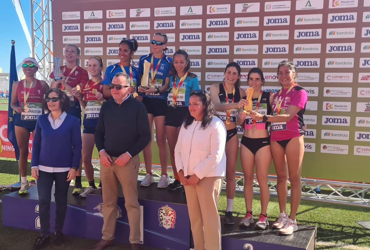 Trío de metais no Campionato de España máster de campo a través