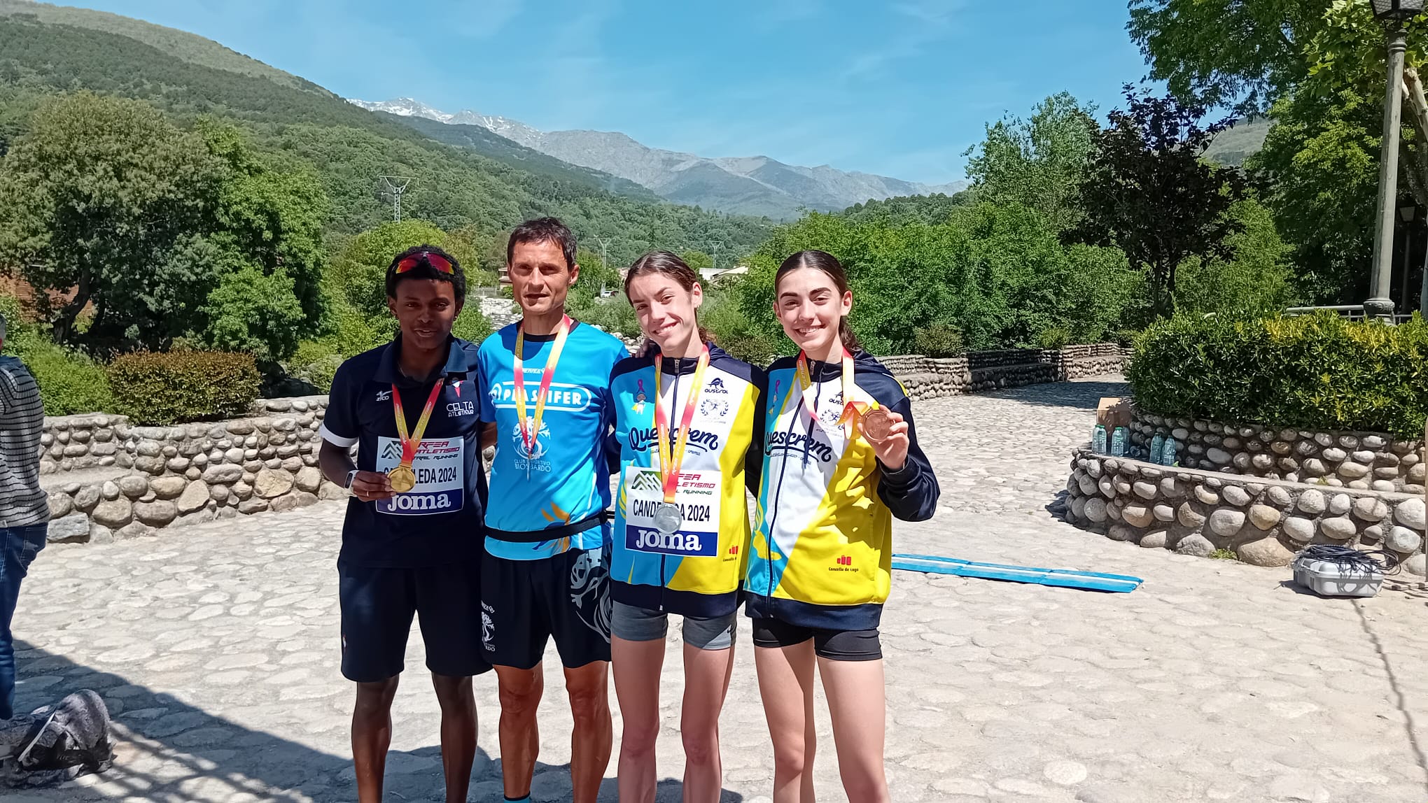 O atletismo galego logra sobre o cume de Gredos seis medallas