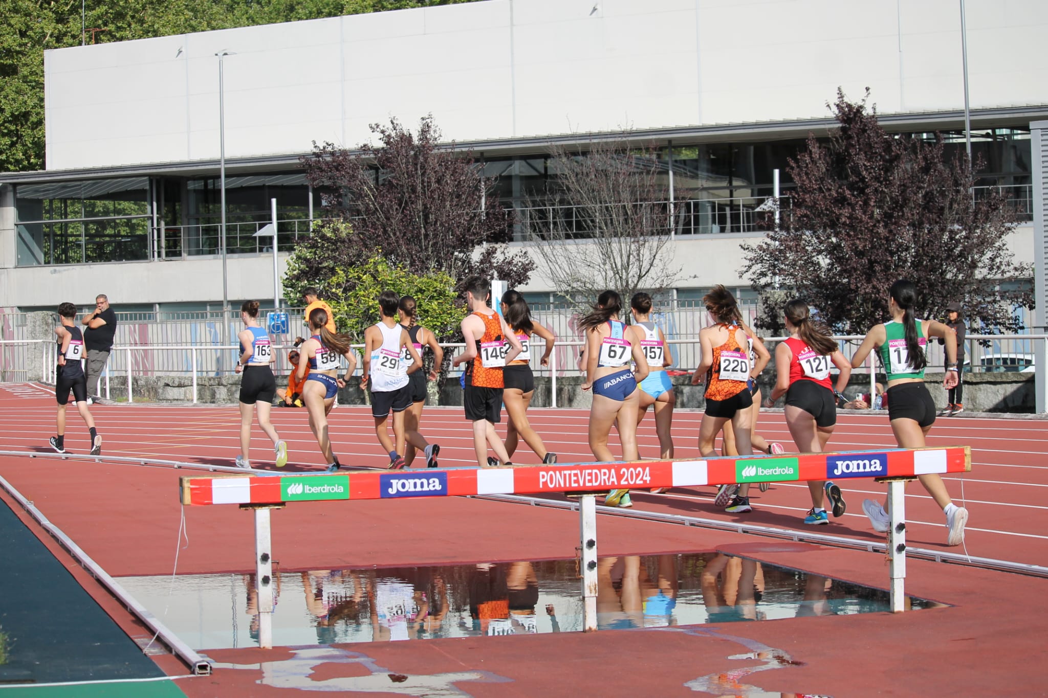 A canteira do atletismo galego viaxa a Lleida