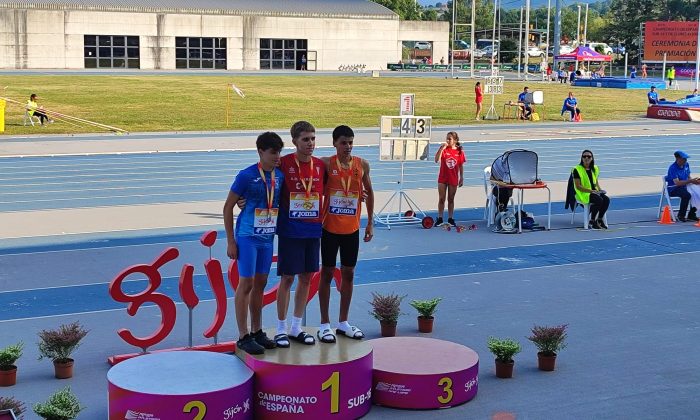 Once medallas nun gran campionato de España Sub16