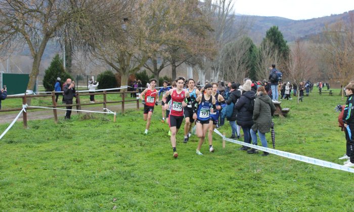 Primeiros títulos do ano para Emma Méndez e David de la Fuente en A Rúa