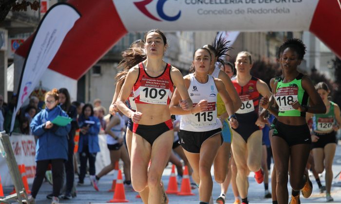 Ángela González e Pepe Sánchez, dominan o galego de milla en ruta